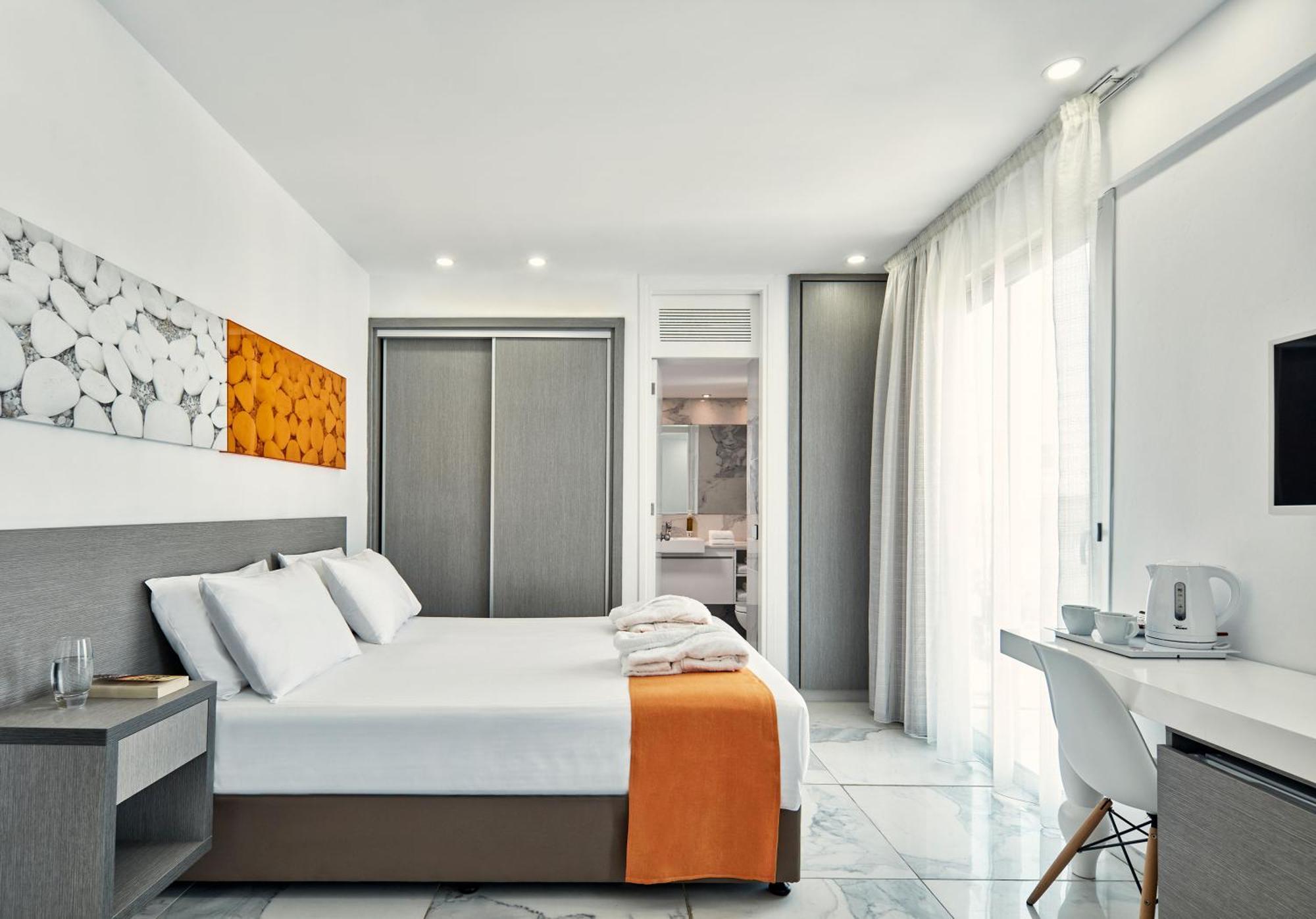 Atlantica Sancta Napa Hotel Agia Napa Buitenkant foto
