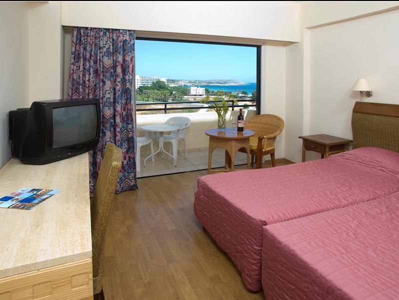 Atlantica Sancta Napa Hotel Agia Napa Buitenkant foto